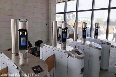 智能刷臉進出 建筑工地人臉識別設備的應用與優勢